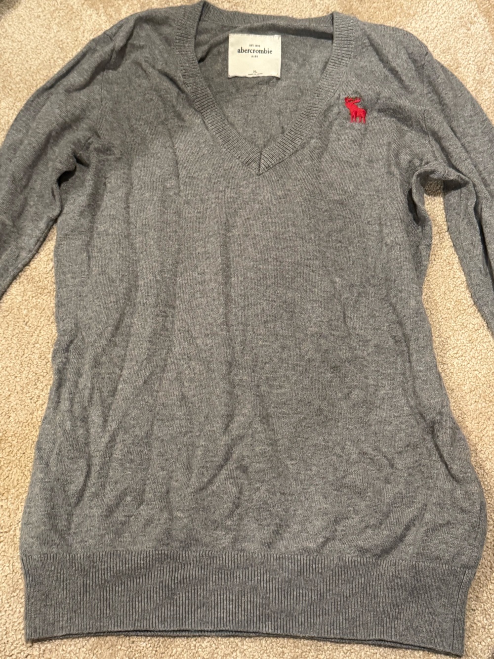 abercrombie kids Gray V-Neck Sweater with Red Logo Moose